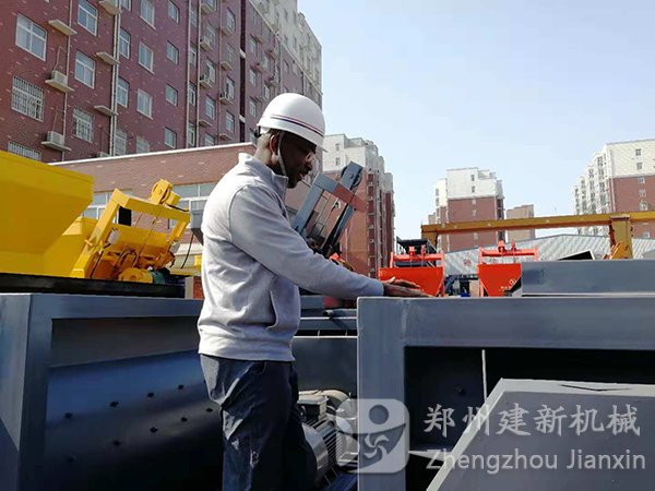 除了寶馬展，建新機械工廠更值得一看！